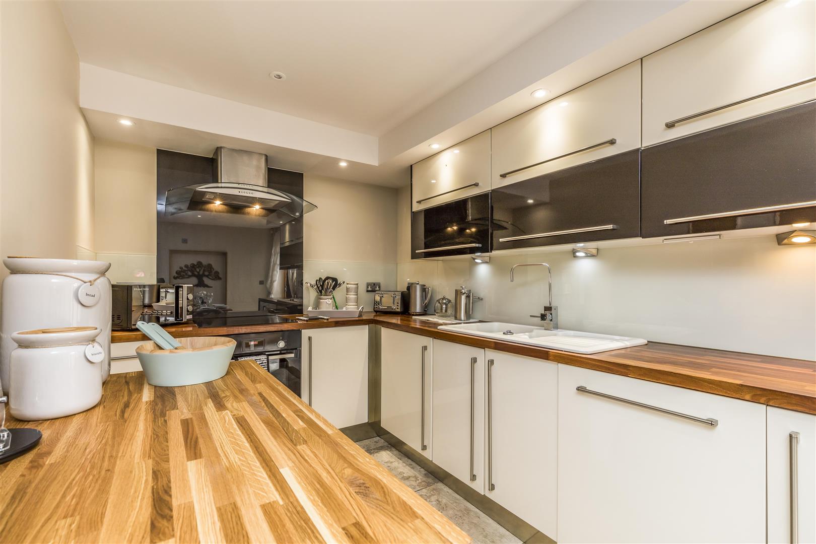 Main Road, Fishbourne Charles Peck